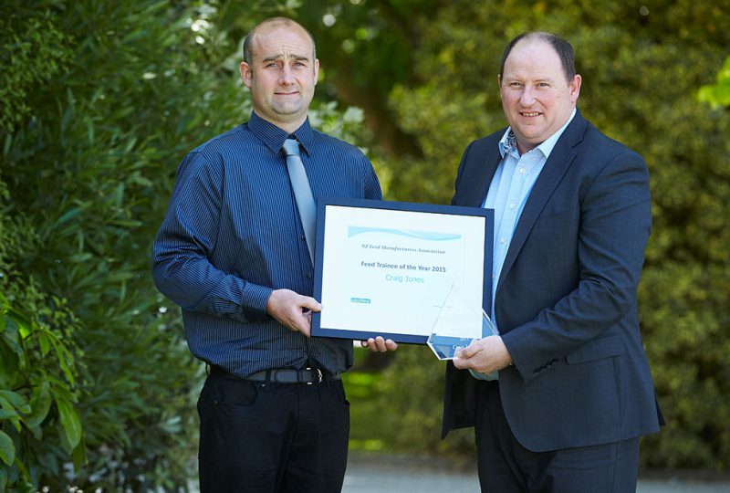 Craig Jones (pictured Left) 2015 NZFMA Feed Trainee Of The Year With NZFMA Chairman Philip Bracefield